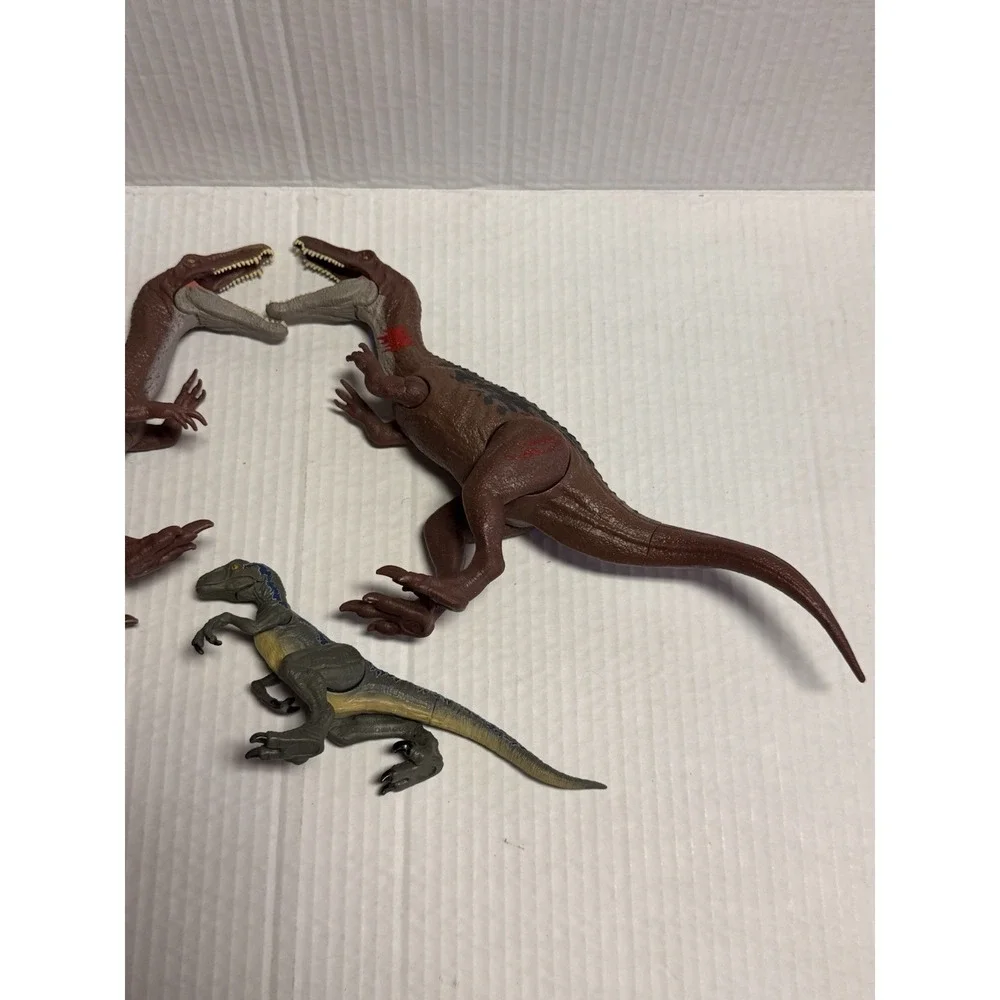 jurassic world toys  3 lot Baryonyx Qty 2 And Attack Pack Velociraptor